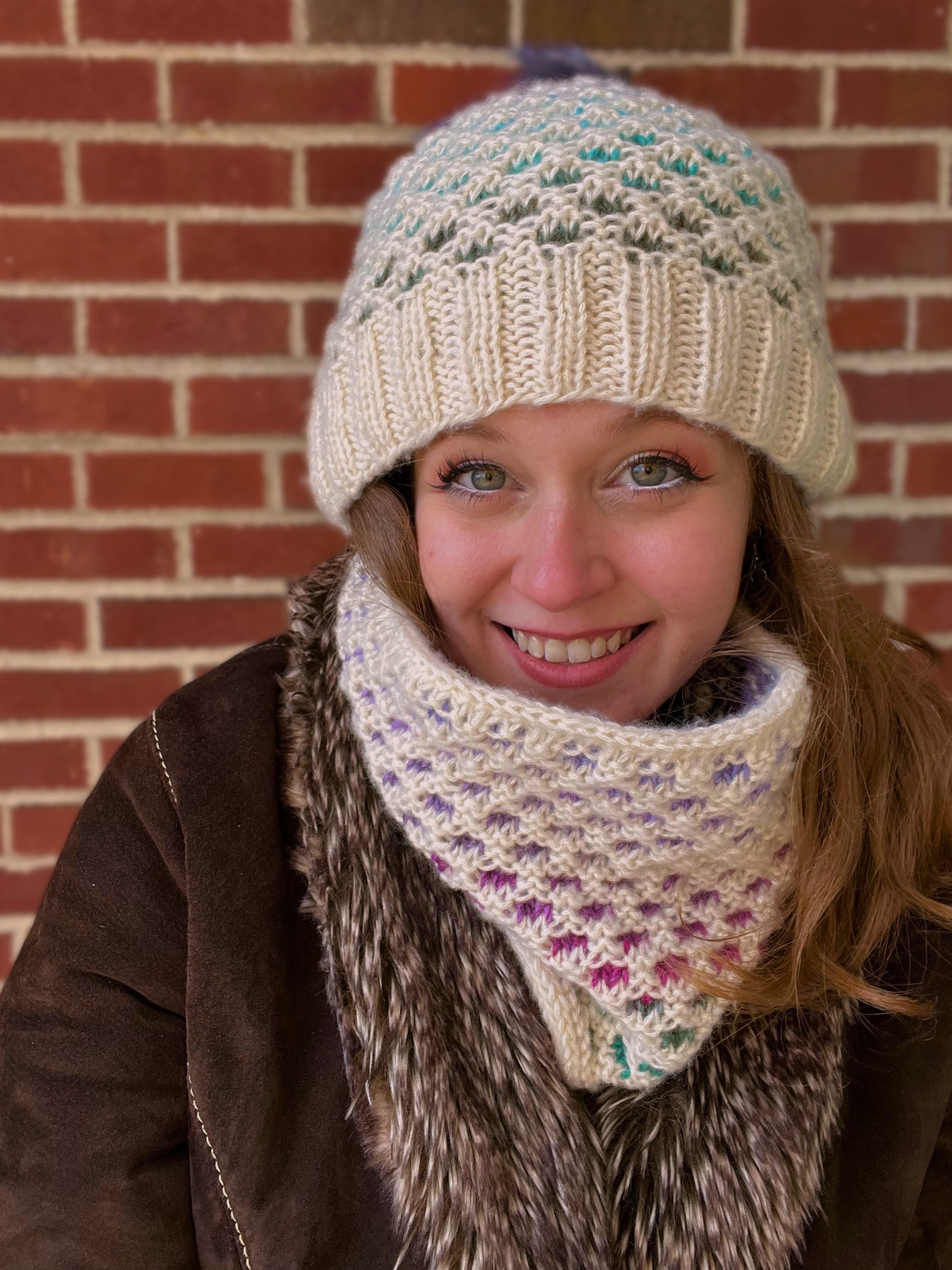 Dimples Hat and Cowl Kit – Island Yarn Company