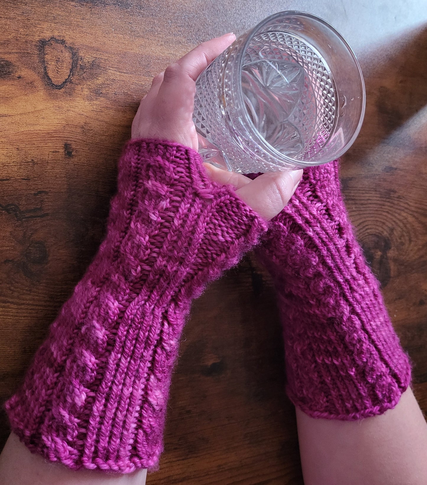 Tua Cha Fingerless Mitts Pattern