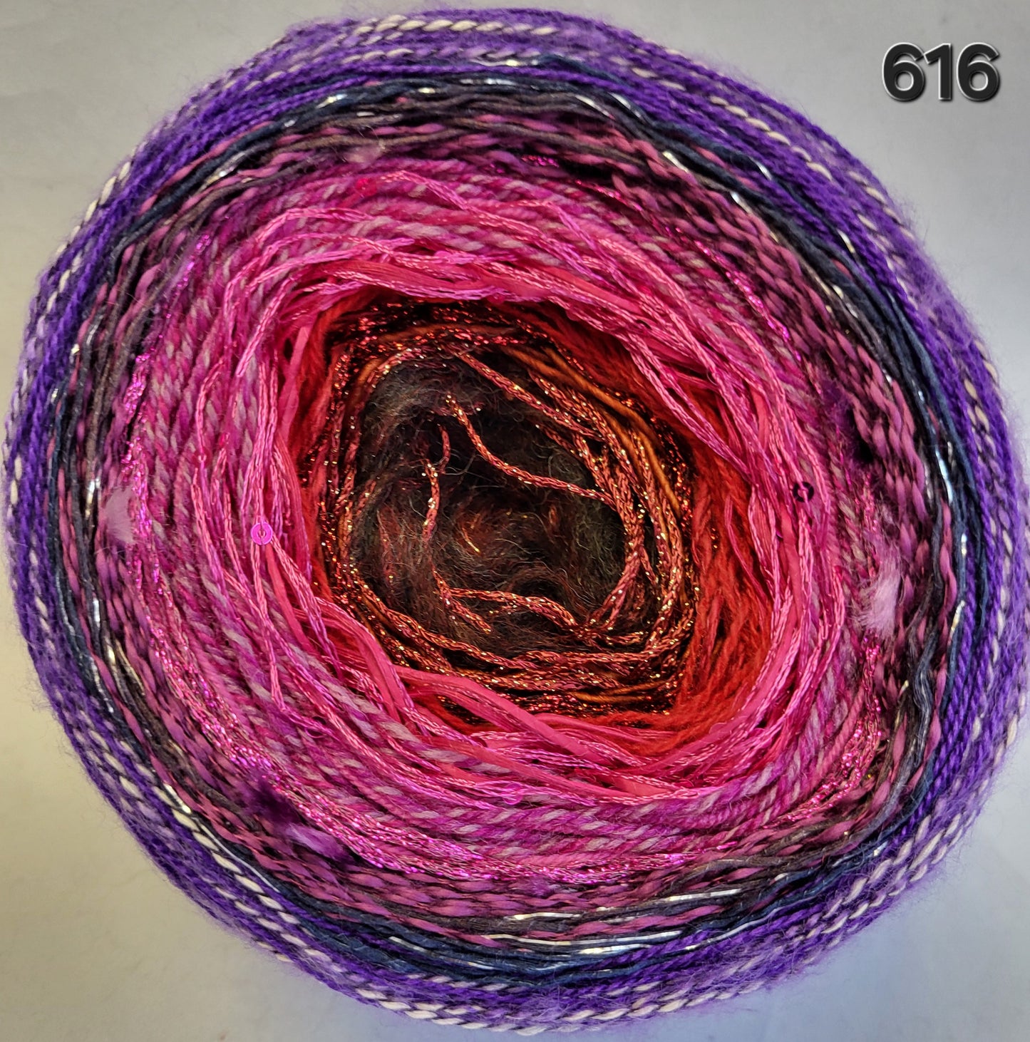 Island Yarn MAD BALL