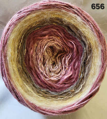Island Yarn MAD BALL