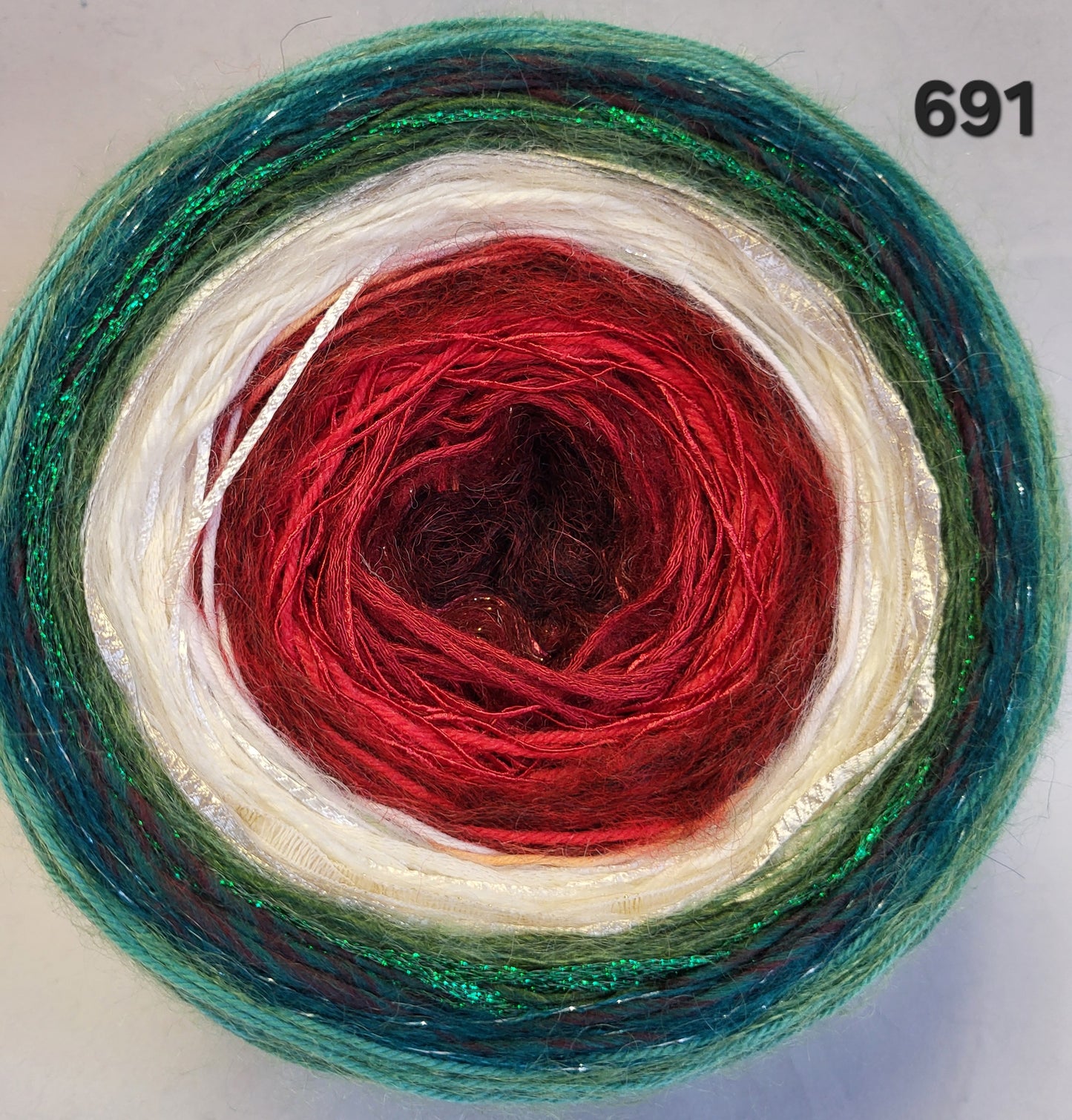 Island Yarn MAD BALL