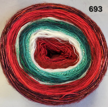 Island Yarn MAD BALL