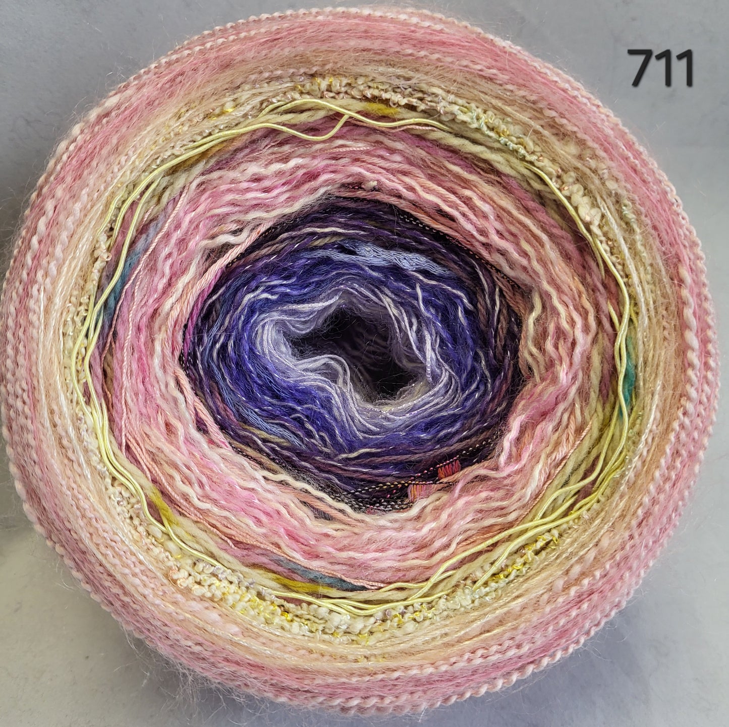 Island Yarn MAD BALL
