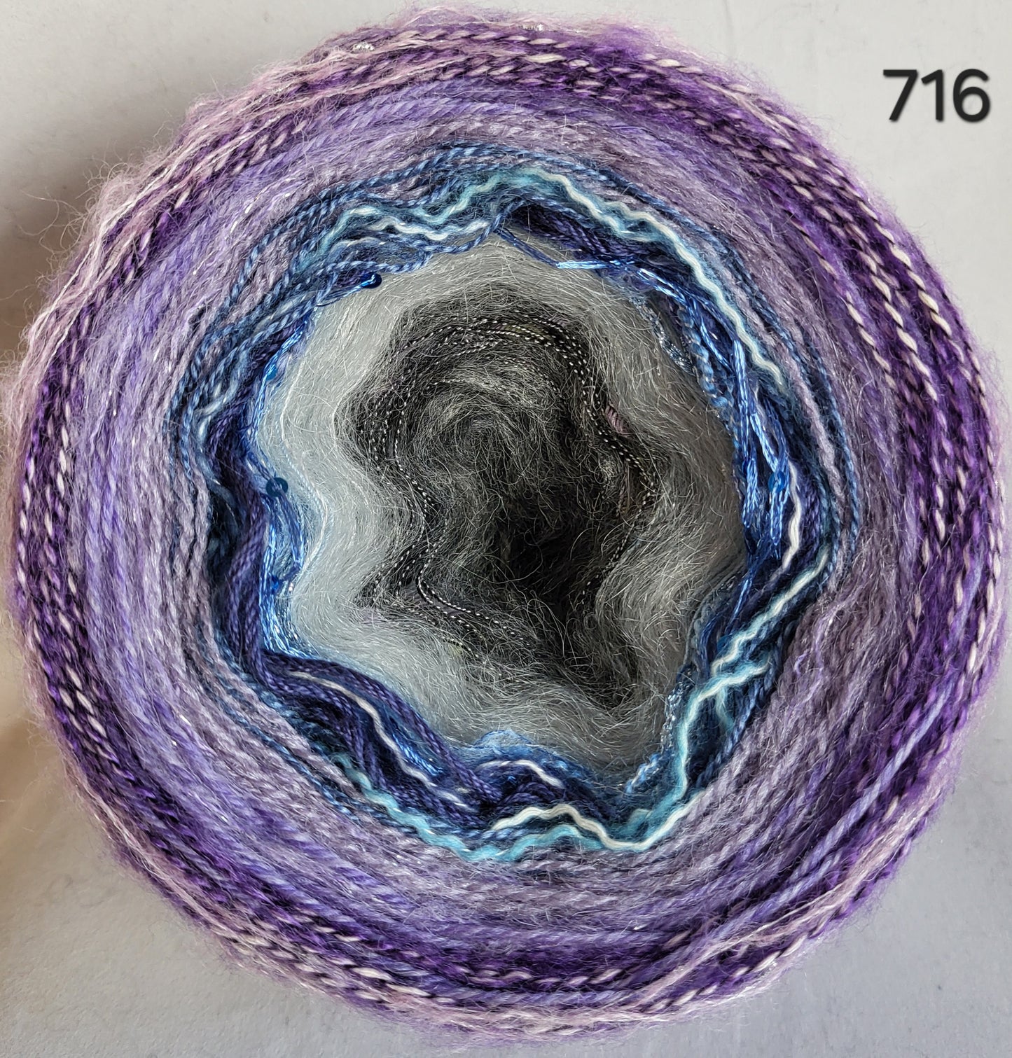 Island Yarn MAD BALL