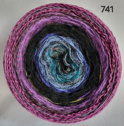 Island Yarn MAD BALL