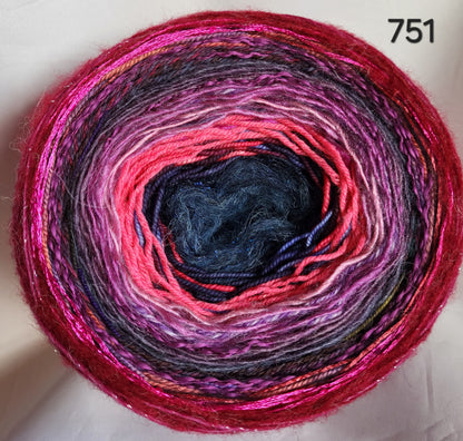 Island Yarn MAD BALL