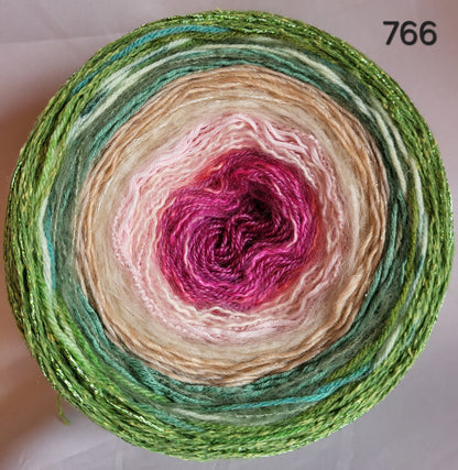Island Yarn MAD BALL