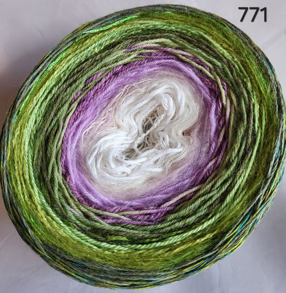 Island Yarn MAD BALL