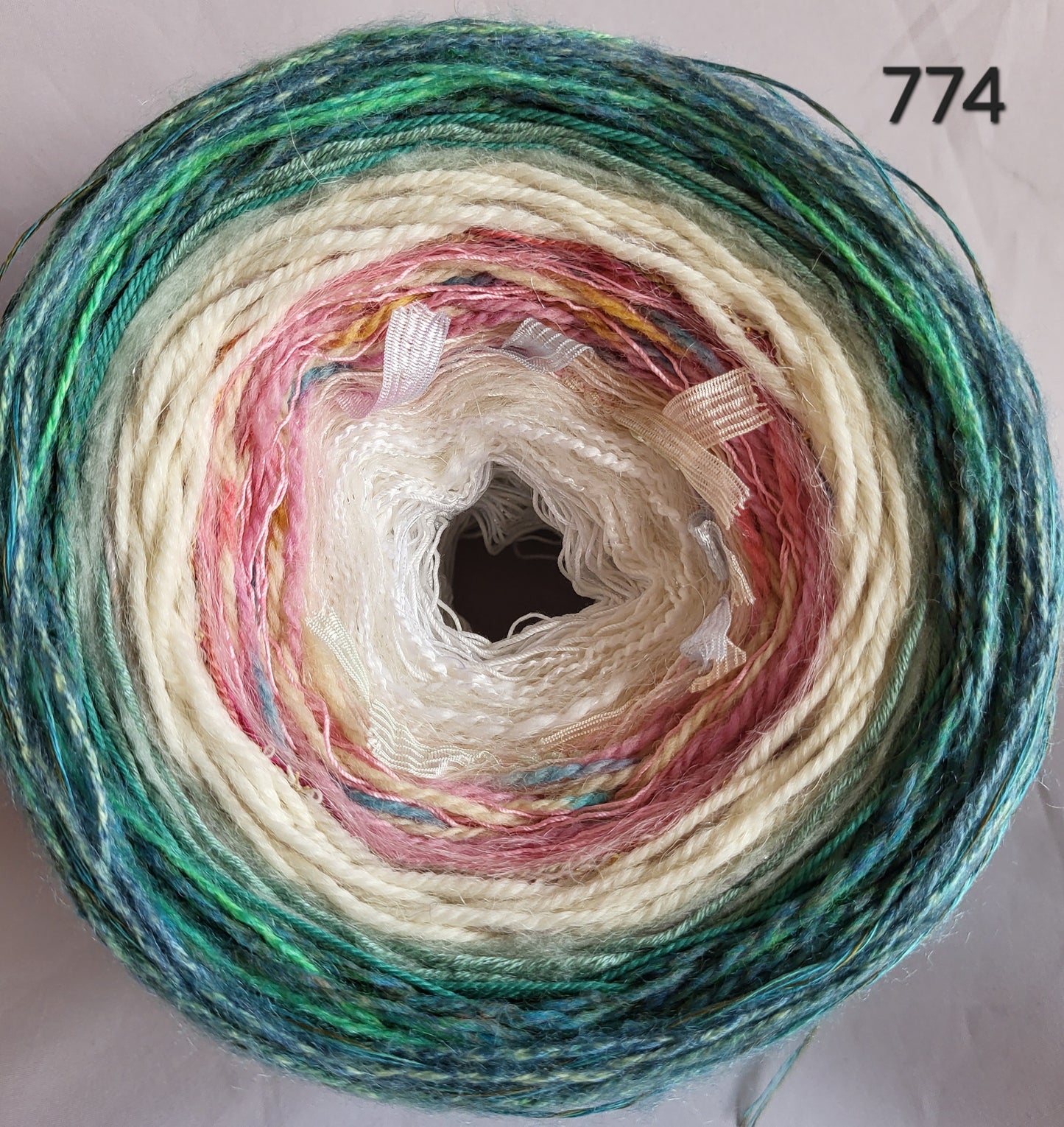 Island Yarn MAD BALL