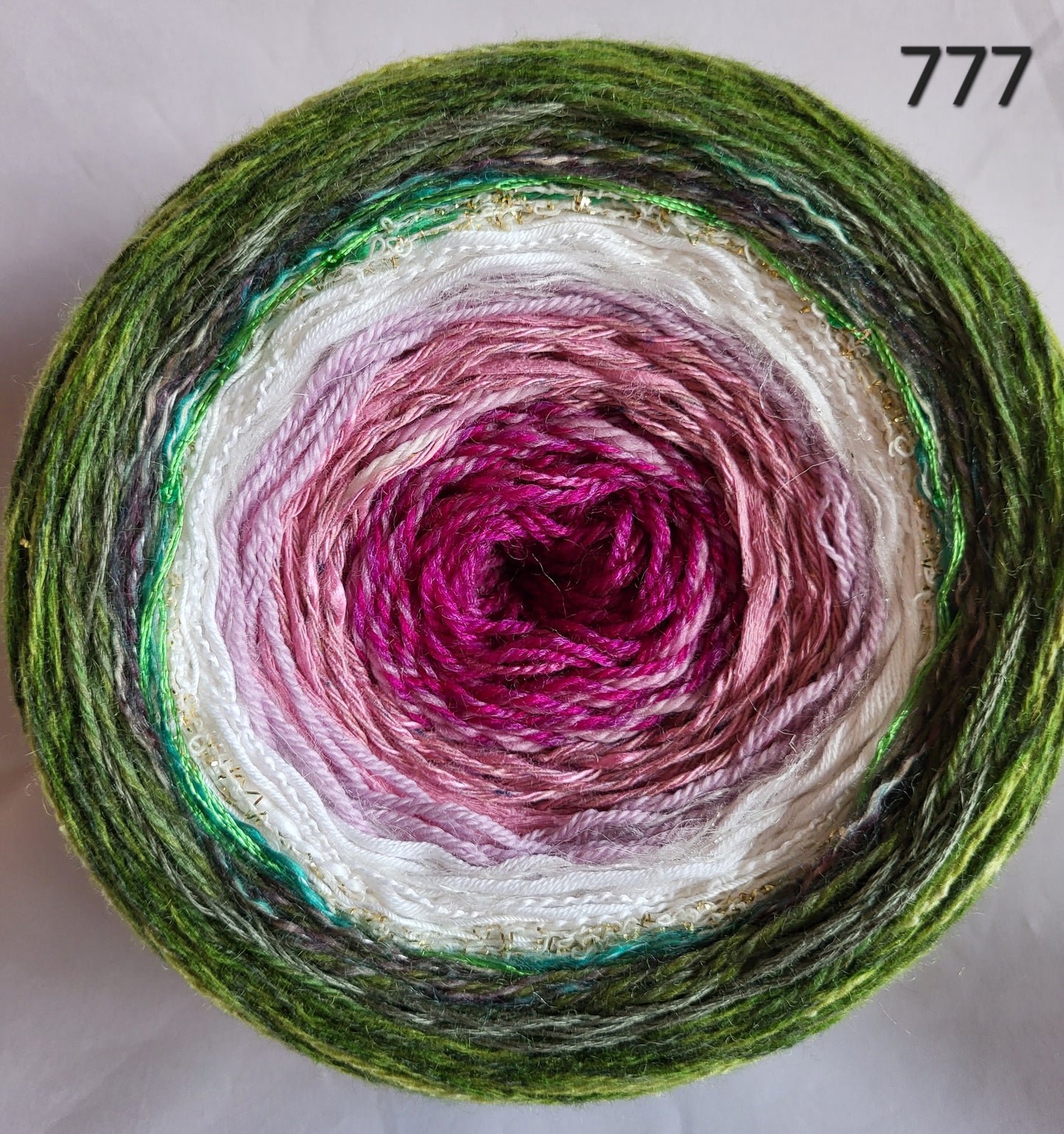 Island Yarn MAD BALL