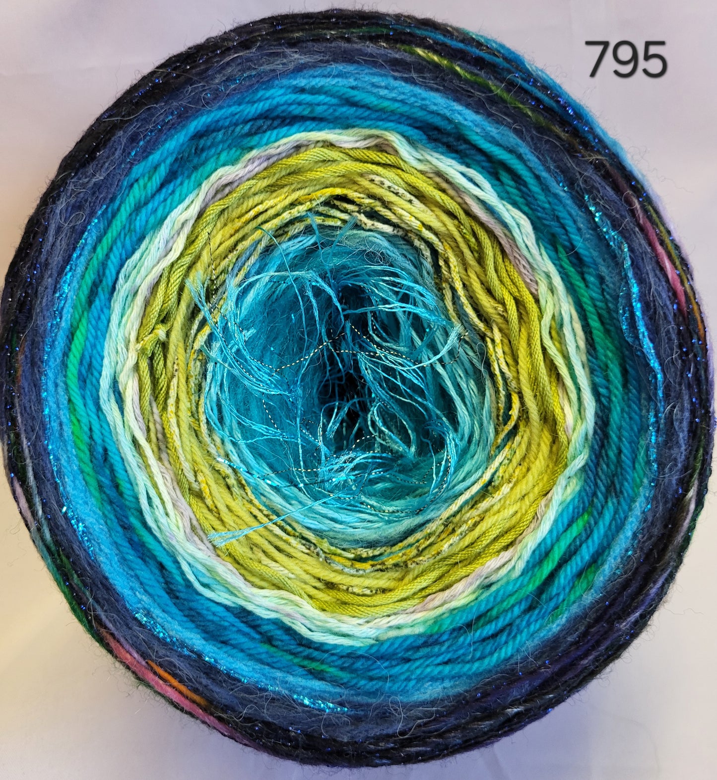 Island Yarn MAD BALL