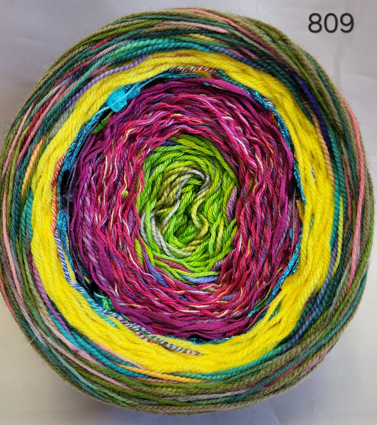 Island Yarn MAD BALL