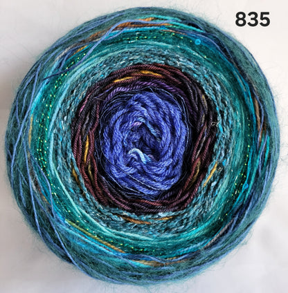 Island Yarn MAD BALL