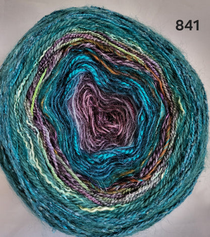 Island Yarn MAD BALL